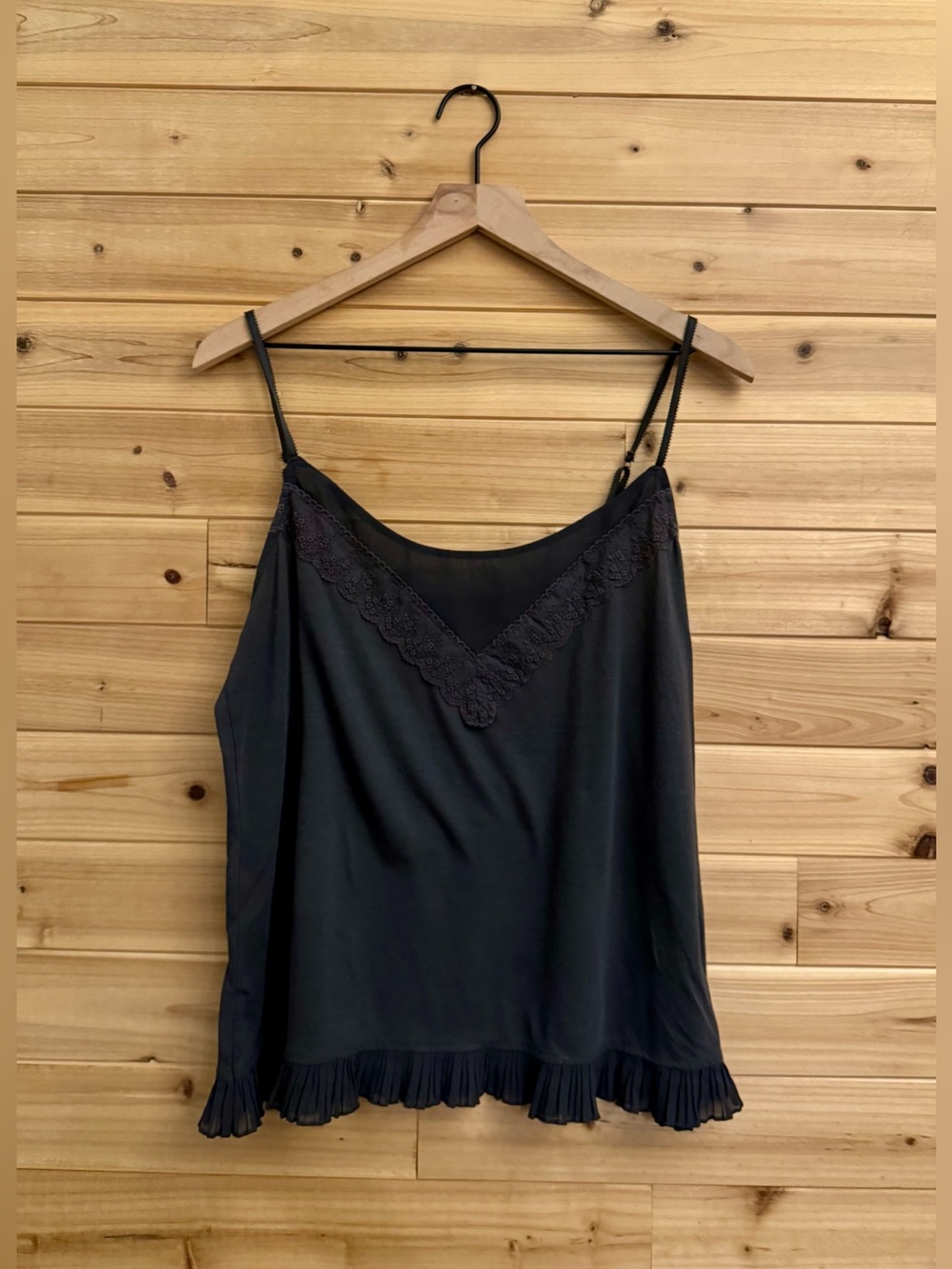 Y2K American Eagle XL Dark Gray Lace Ruffle Trim Cami Tank Top Girly Lightweight